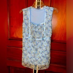 Baby and Me Blue Floral Top with Tieback. Size Medium
